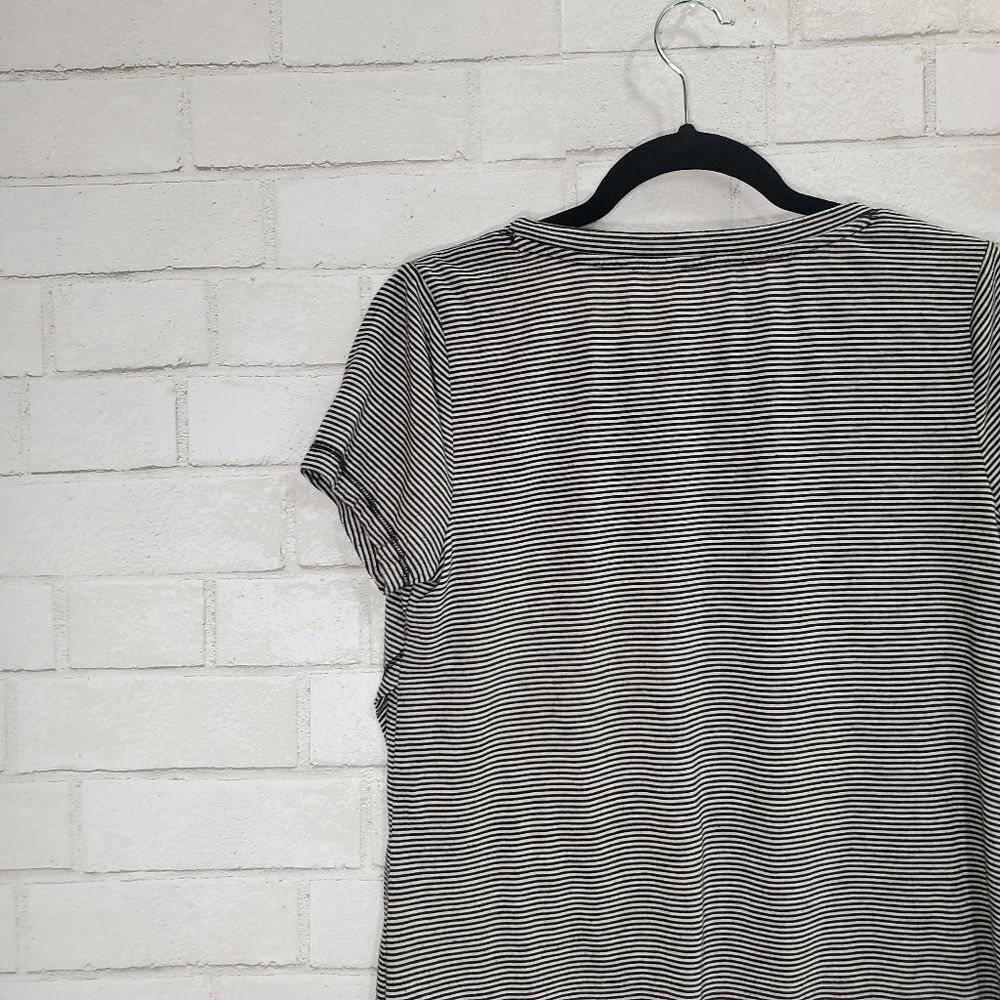 Calvin Klein performance open back tee - Picture 6 of 12